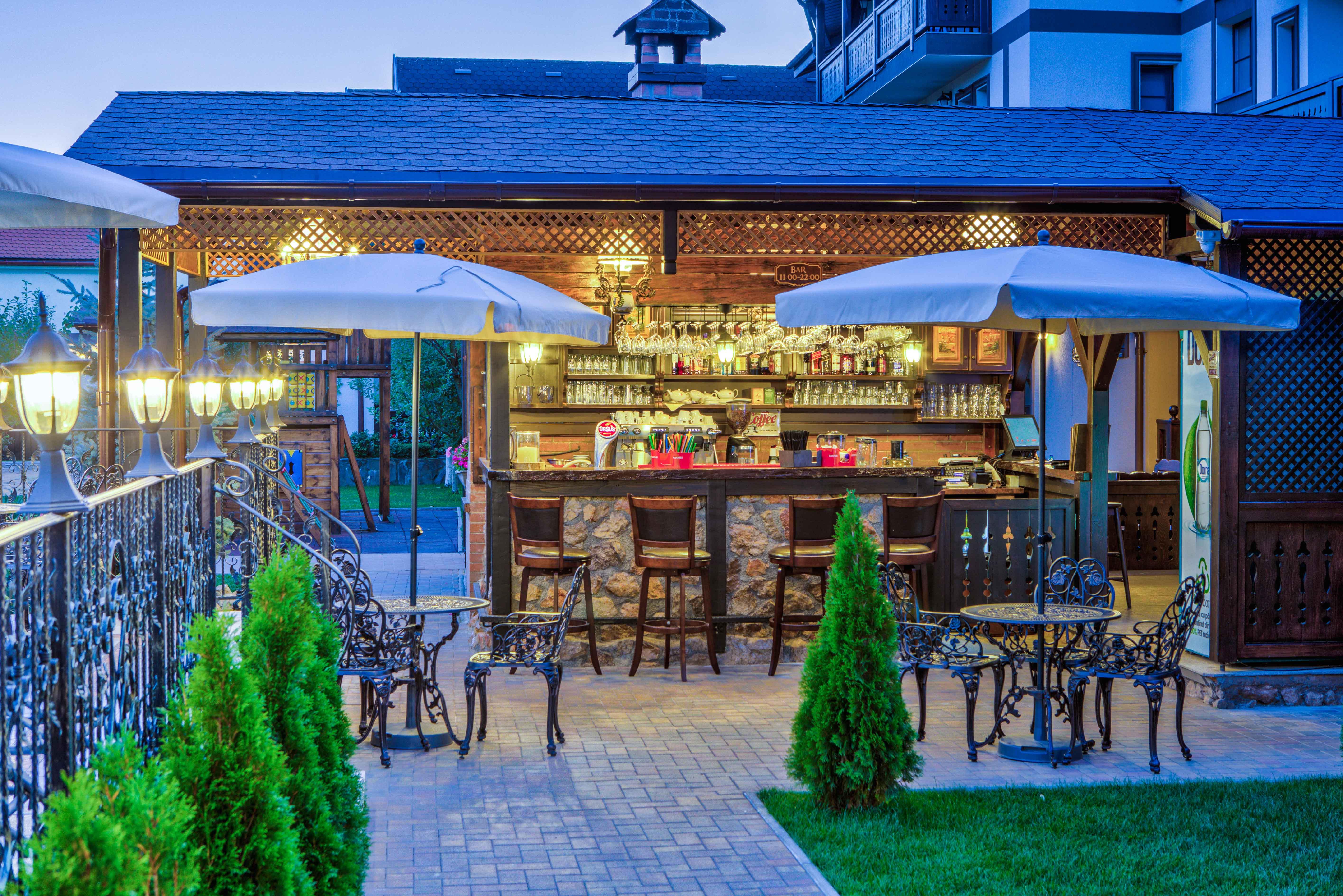 Conacul Ambient Hotel Cristian  Exterior foto